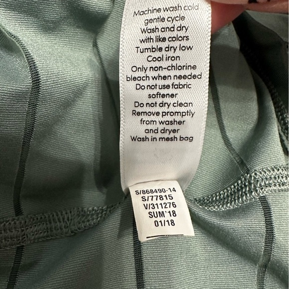 Athleta Chi Green Mesh Sheer Striped Tank Top Size s - Picture 11 of 11